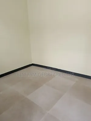 3bdrm Apartment in Apartment, Yeka for rent