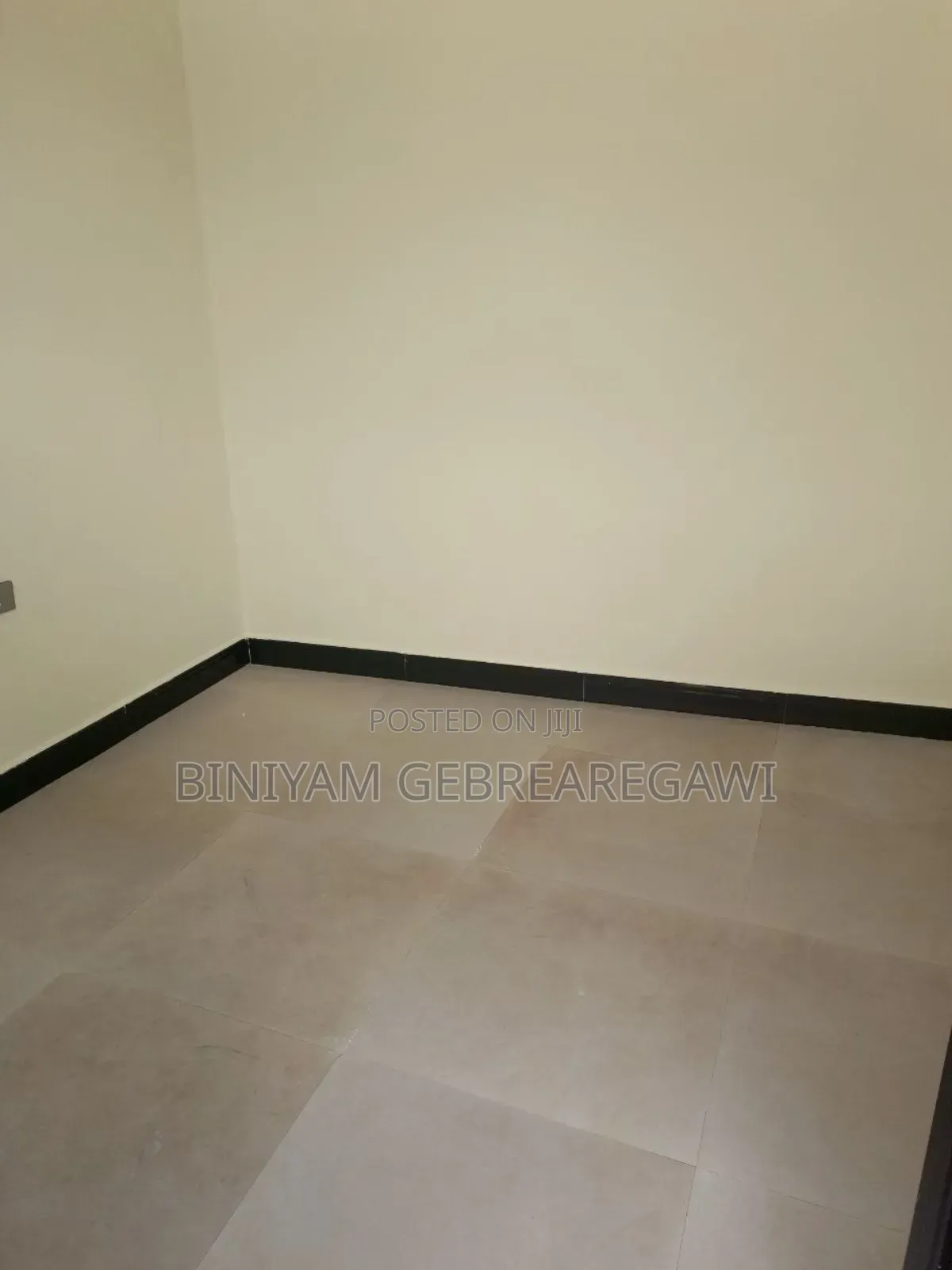 3bdrm Apartment in Apartment, Yeka for rent