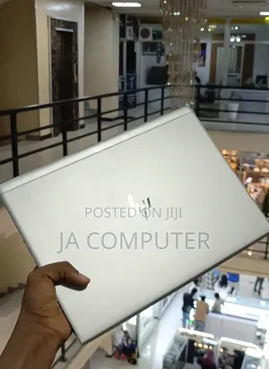 New Laptop HP EliteBook 840 G5 16GB Intel Core I5 SSD 512GB