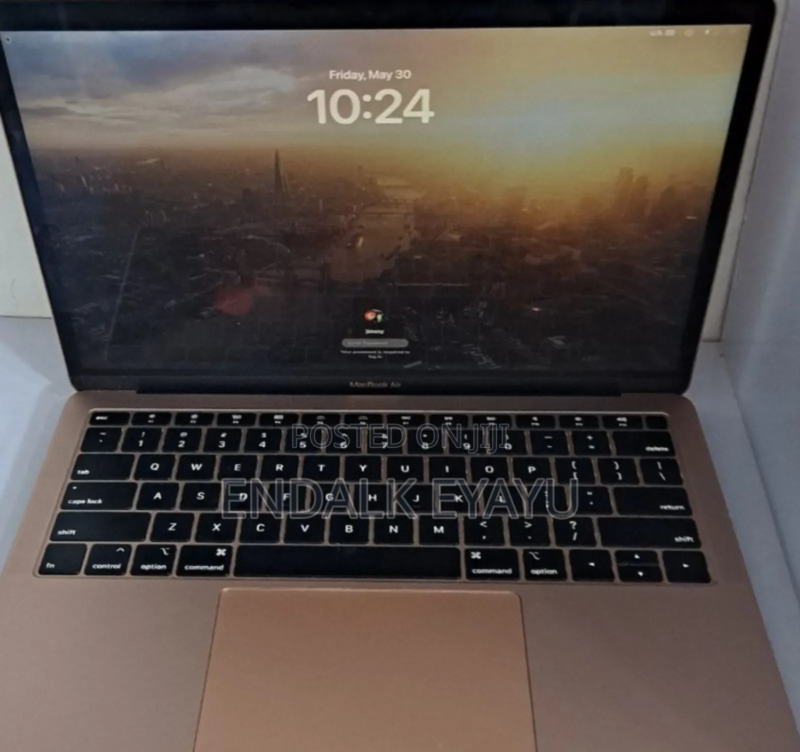 New Laptop Apple MacBook Air 2019 8GB Intel Core I5 SSD 256GB