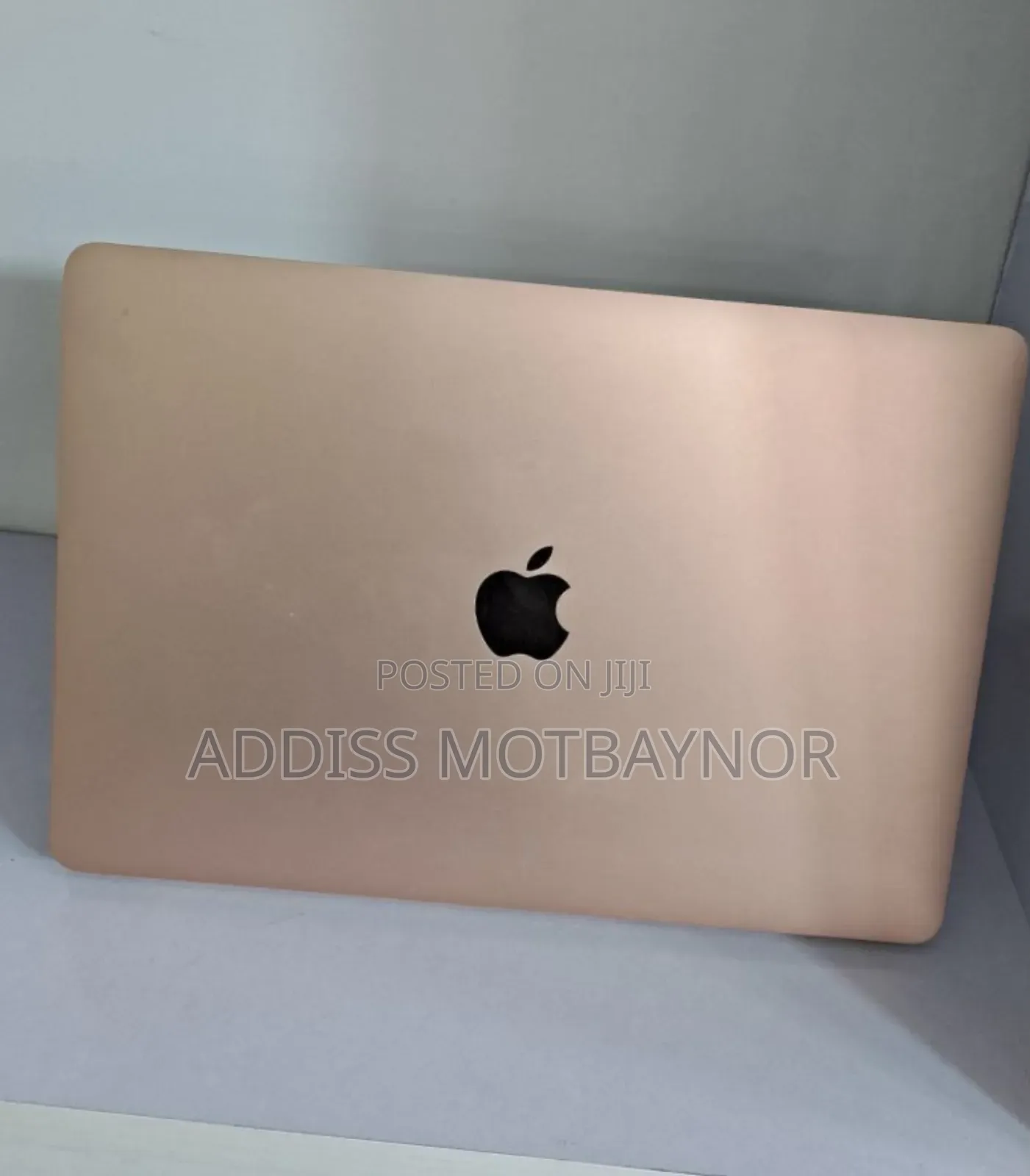 New Laptop Apple MacBook Pro 2019 8GB Intel Core I5 SSD 256GB
