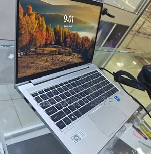 New Laptop HP EliteBook 640 G11 16GB Intel Core I5 SSD 512GB