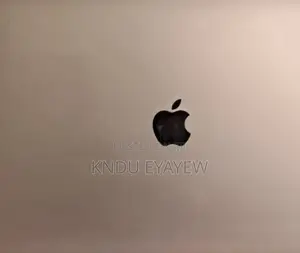 New Laptop Apple MacBook 8GB Intel Core I5 SSD 256GB