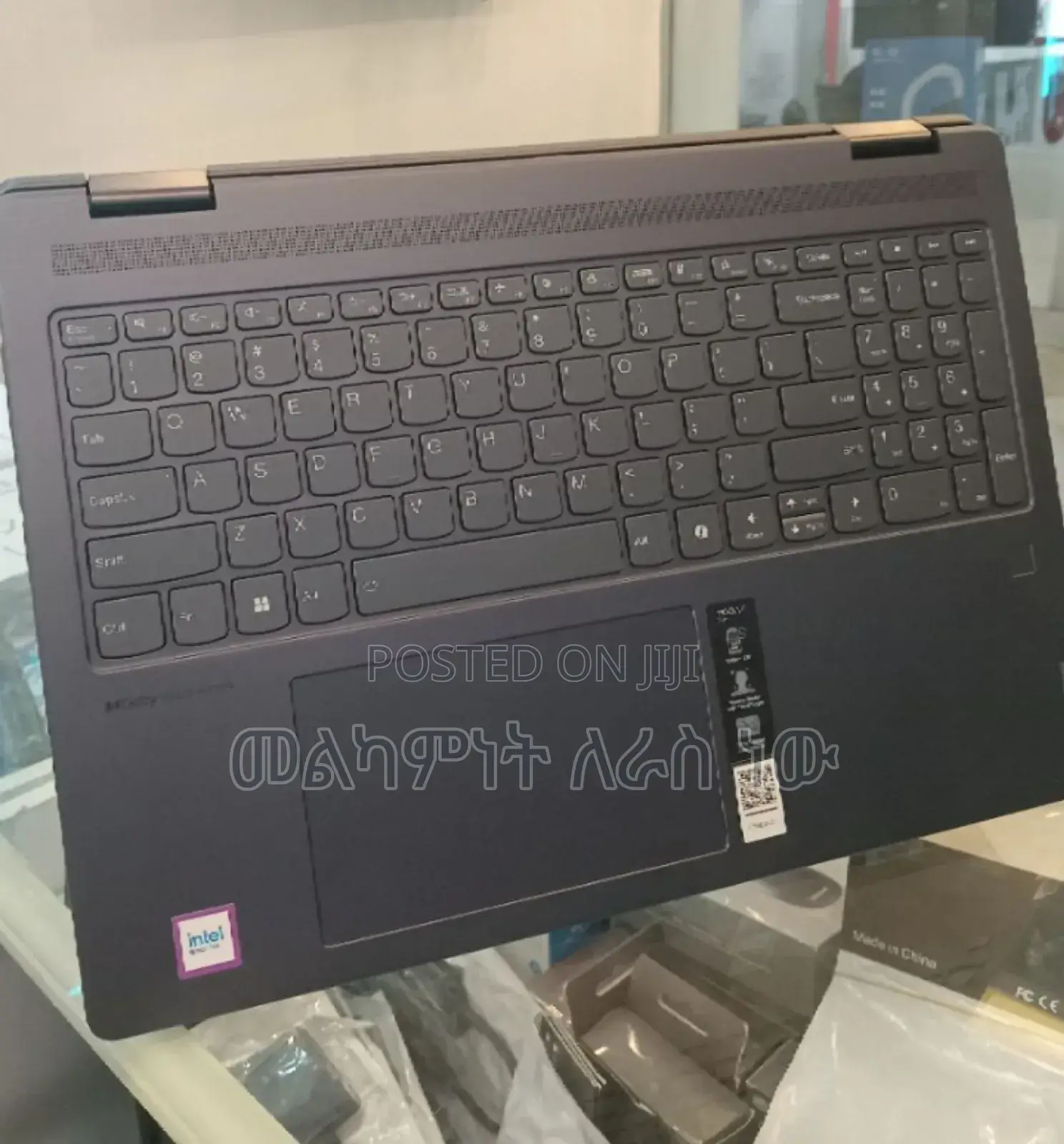 New Laptop Lenovo Yoga 7i 16GB Intel Core Ultra 7 SSD 1T