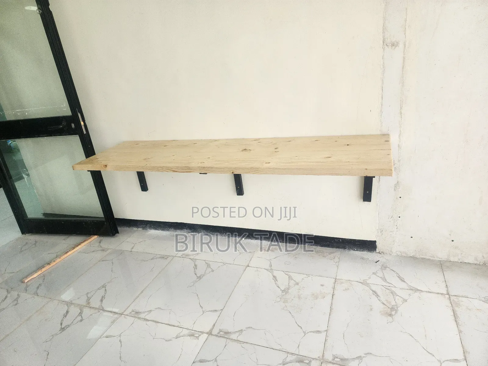 Mounted Australian Wood Desk 180×60 Cm