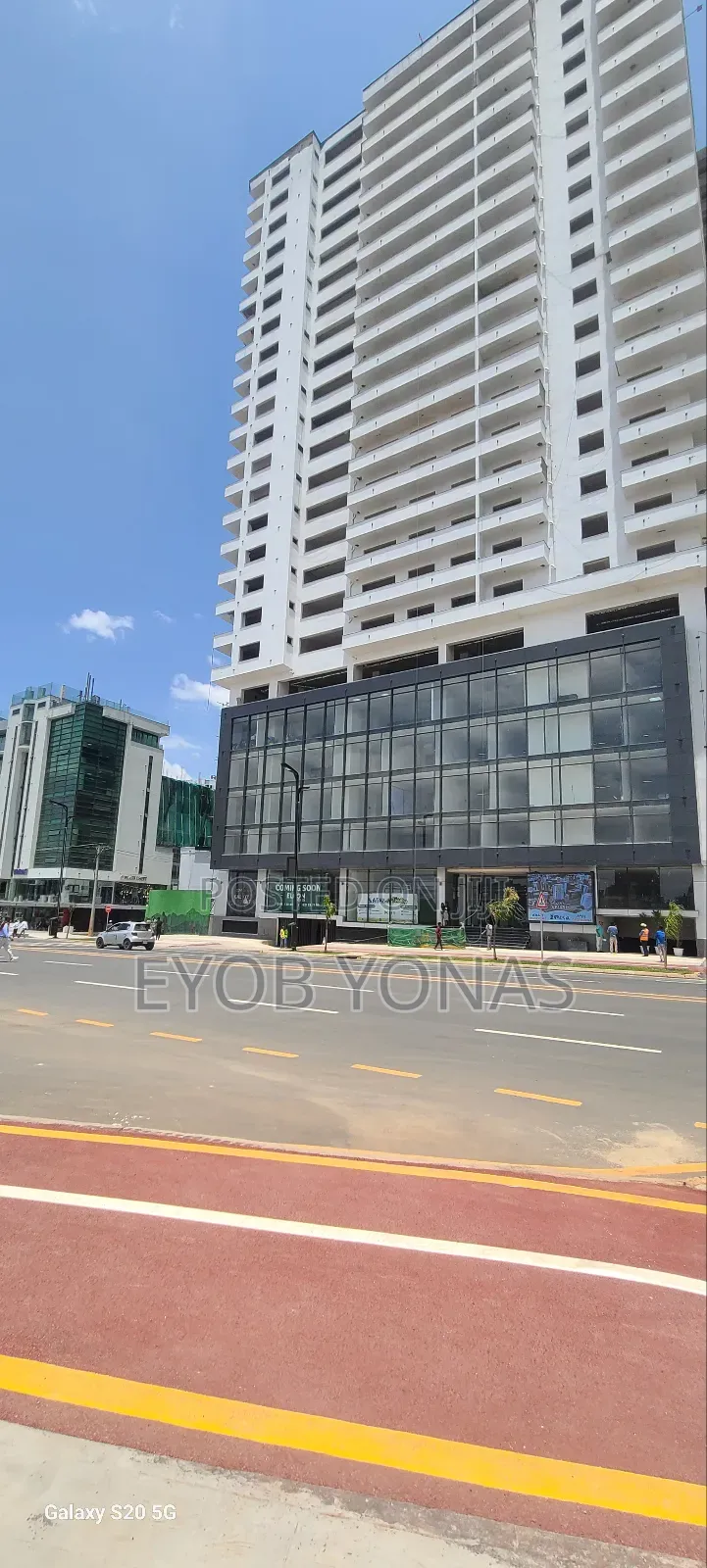 2bdrm Apartment in Everturst Real, Kirkos for sale