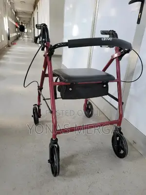 Photo - Walker//Walking Aid××Bright Red
Homewalking Aidsrollators