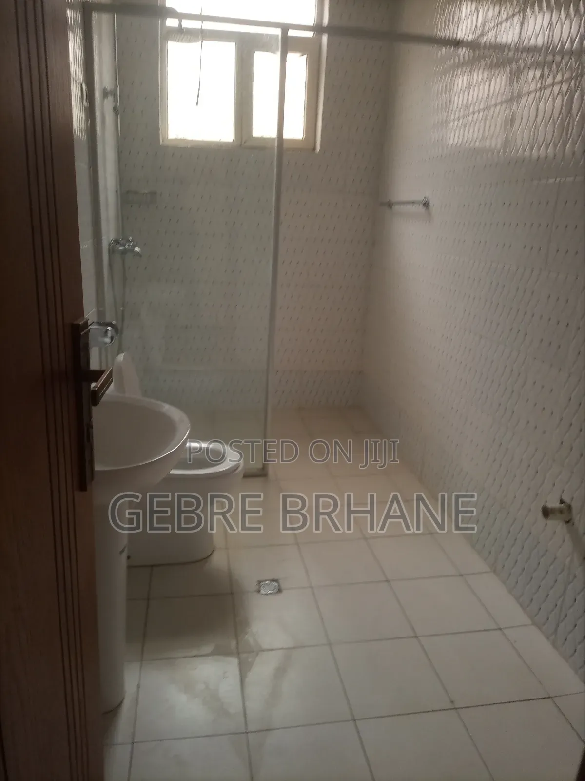 3bdrm Apartment in Apartment, Yeka for rent