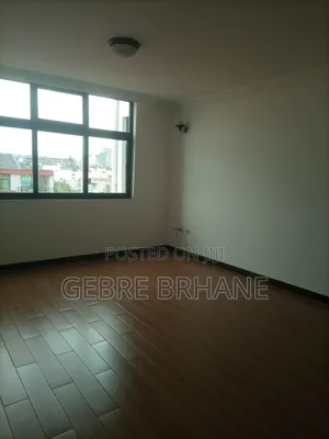 3bdrm Apartment in Apartment, Yeka for rent