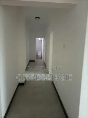 3bdrm Apartment in Apartment, Yeka for rent