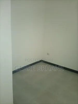 3bdrm Apartment in Apartment, Yeka for rent