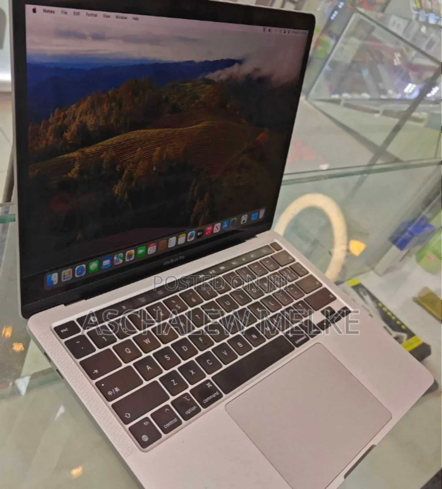 New Laptop Apple MacBook Pro M1 8GB Apple M1 SSD 512GB