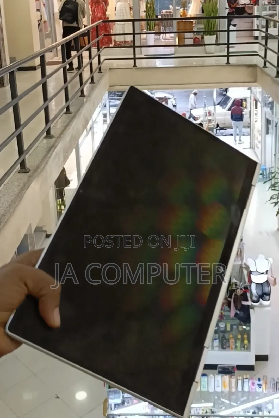 New Laptop HP Envy X360 8GB Intel Core I7 SSD 1T