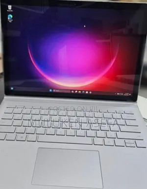 New Laptop Microsoft Surface 16GB Intel Core I7 SSD 256GB