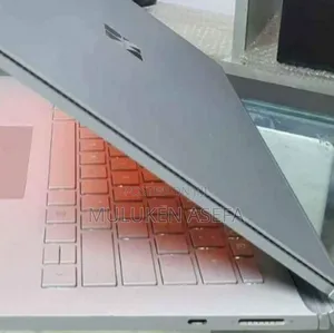 New Laptop Microsoft Surface 16GB Intel Core I7 SSD 256GB