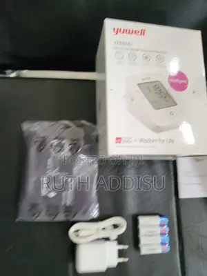 Photo - Digital Blood Pressuer Ywell Ye660d Medical Blood Pressure