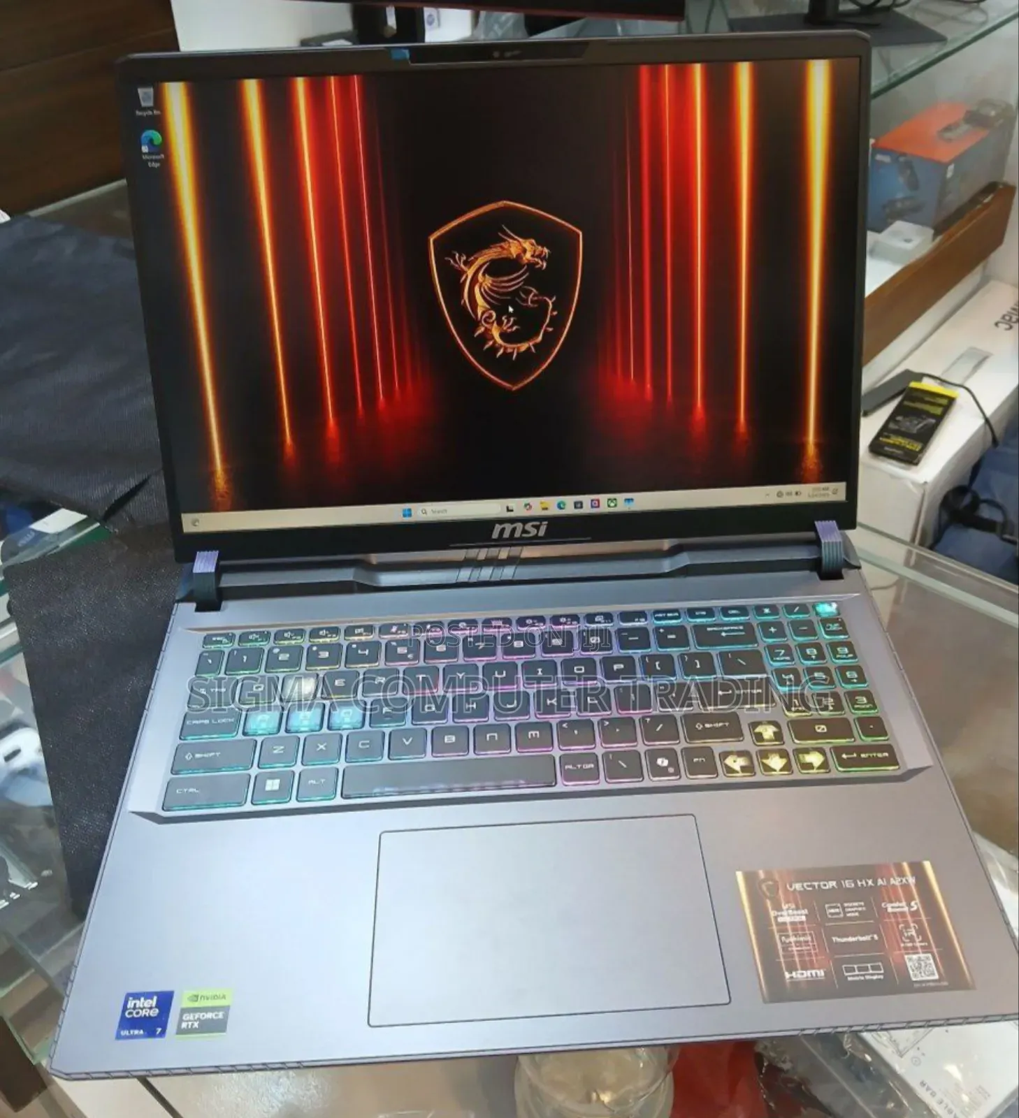 New Laptop MSI Vector GP66HX 12UGS 16GB Intel Core Ultra 7 SSD 1T