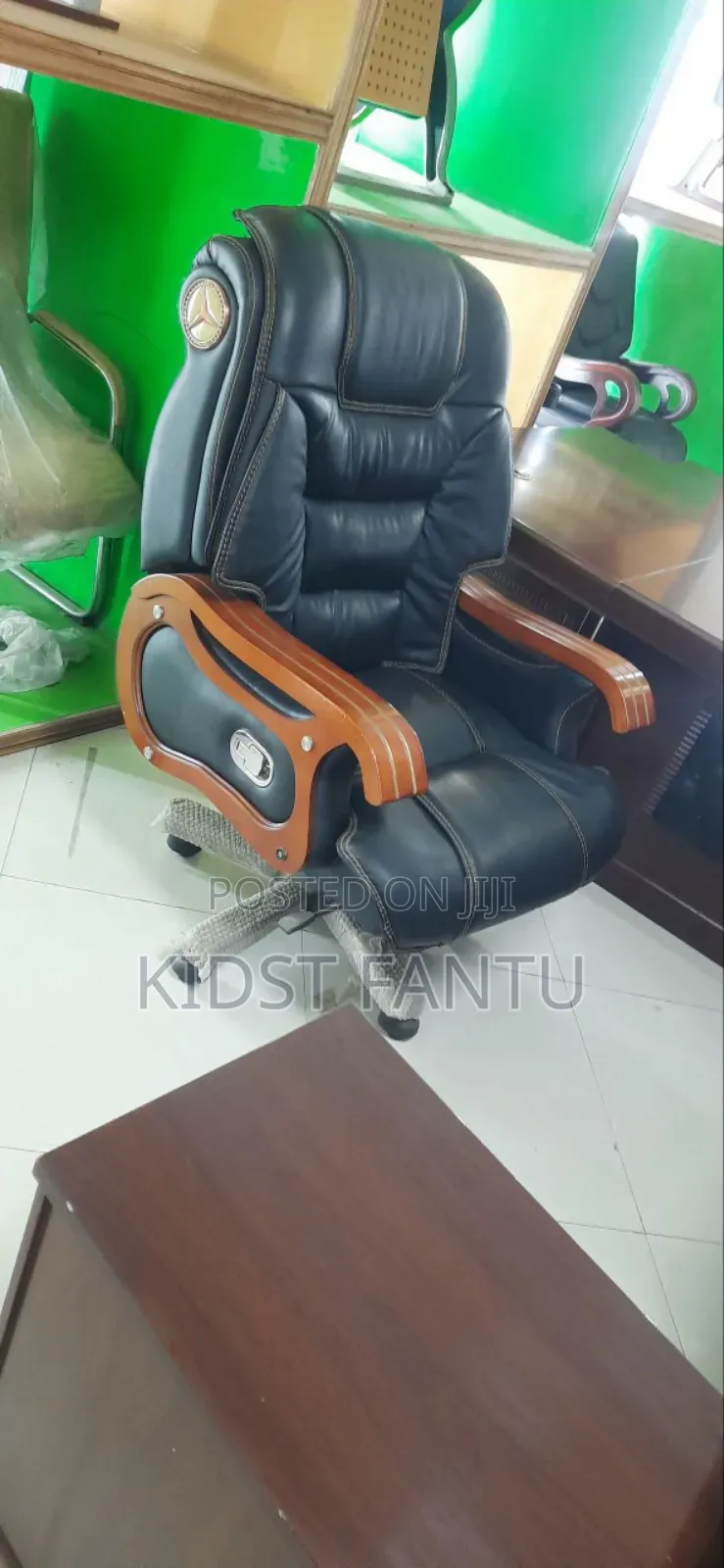 High Quality Leather Chair