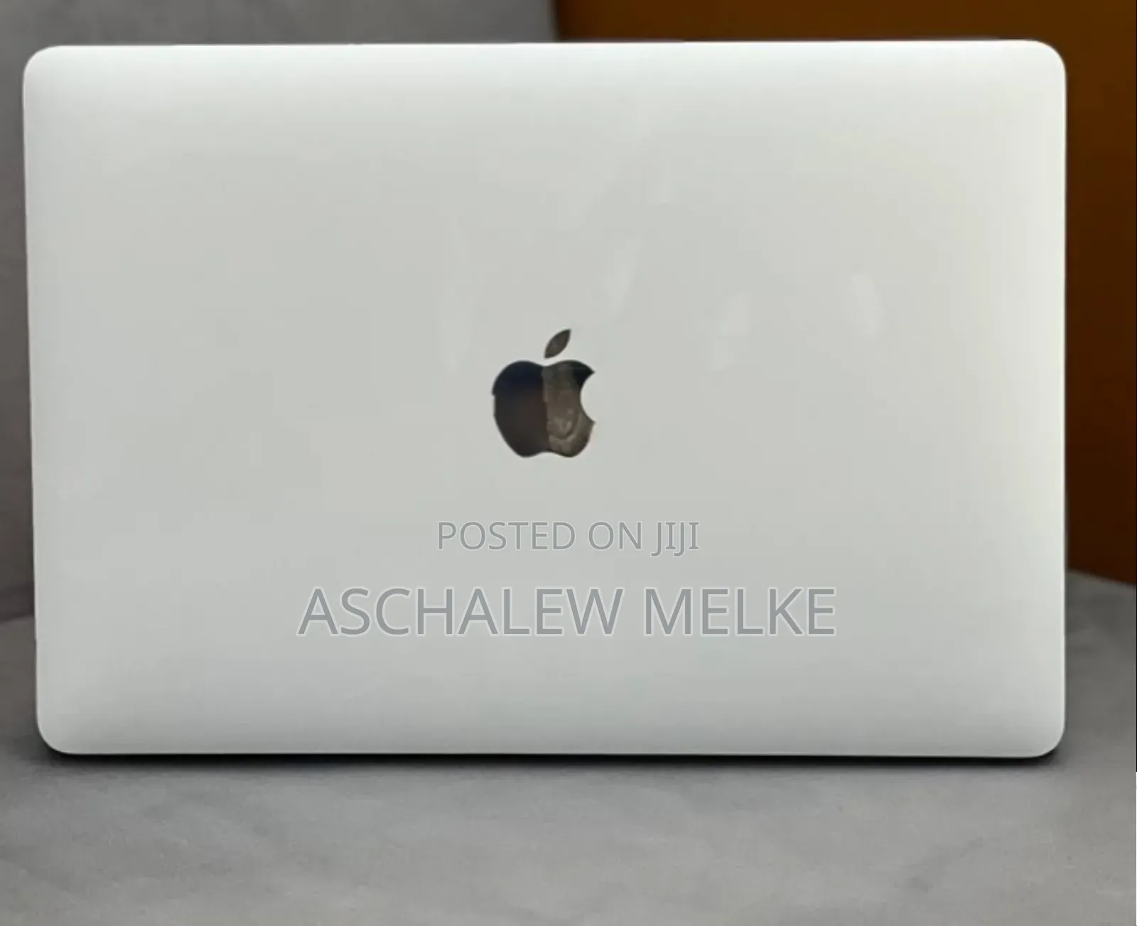 New Laptop Apple MacBook Air 2020 M1 8GB Apple M1 SSD 256GB