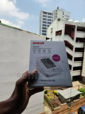 Photo - Blood Pressuer Monitor Medical黨派bp Monitor Medical Bp