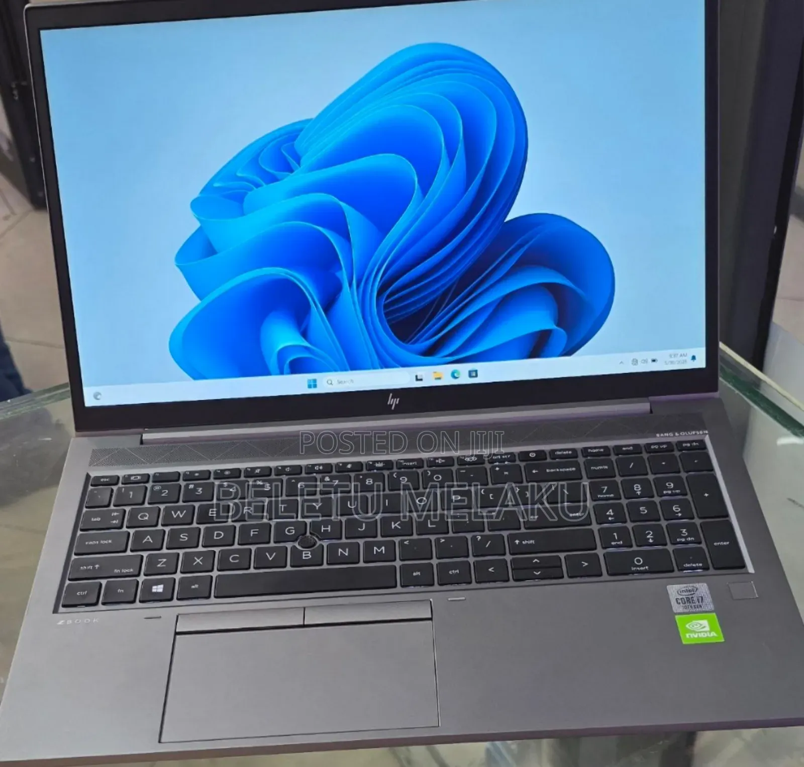 New Laptop HP ZBook Firefly 15 G7 16GB Intel Core I7 SSD 512GB