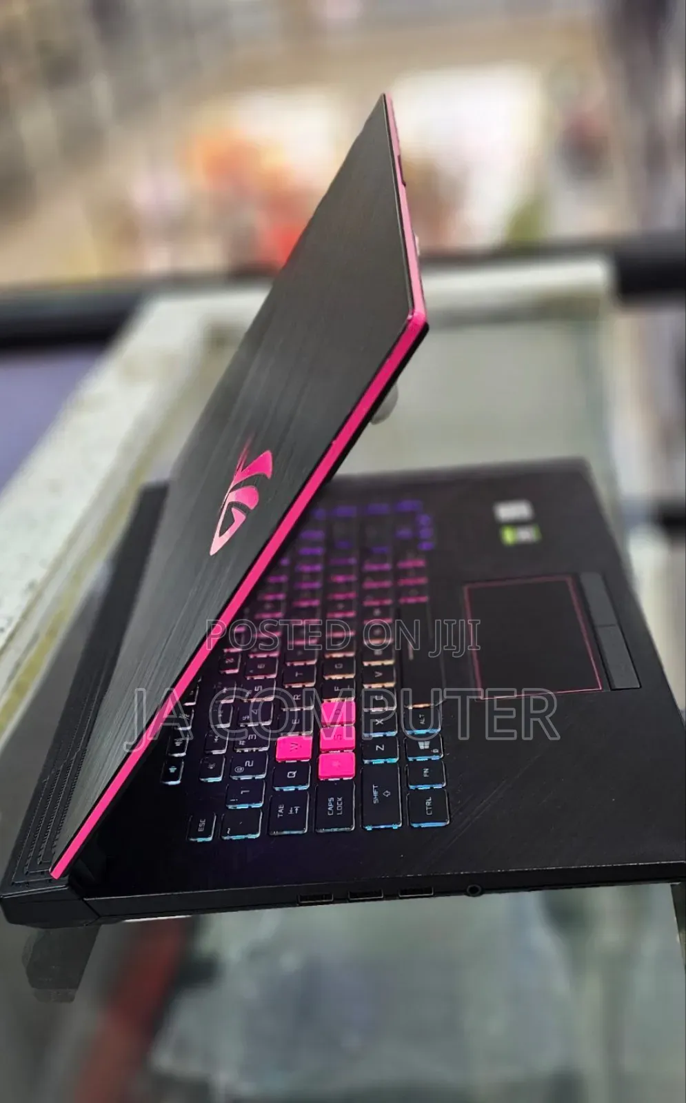 New Laptop Asus ROG Strix G17 16GB Intel Core I7 SSD 1T