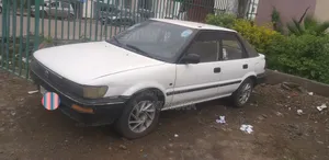 Toyota Corona 1992 White
