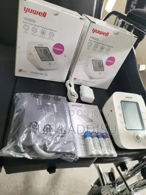 Photo - Blood Pressuer Monitor半島digital Blood Pressuer Monitor Bp