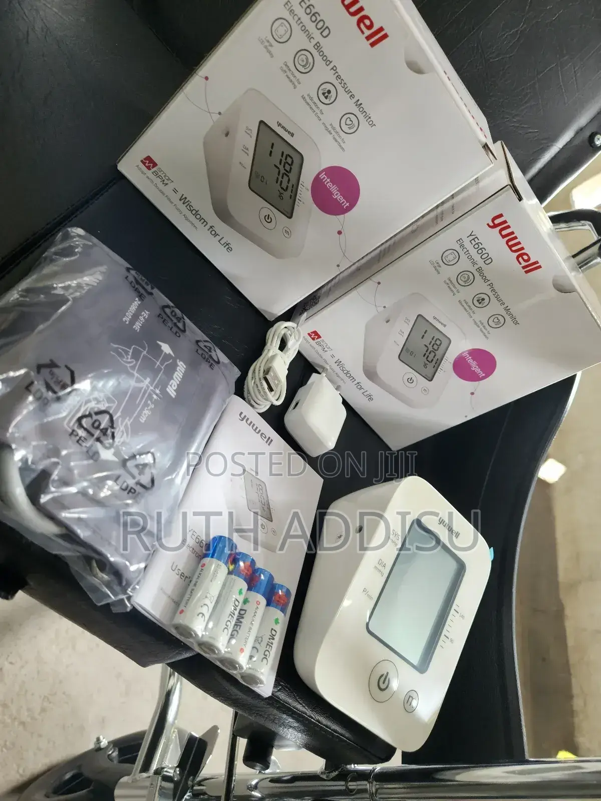 Digital Blood Pressuer Monitor當時medical Bp Monitor Digital