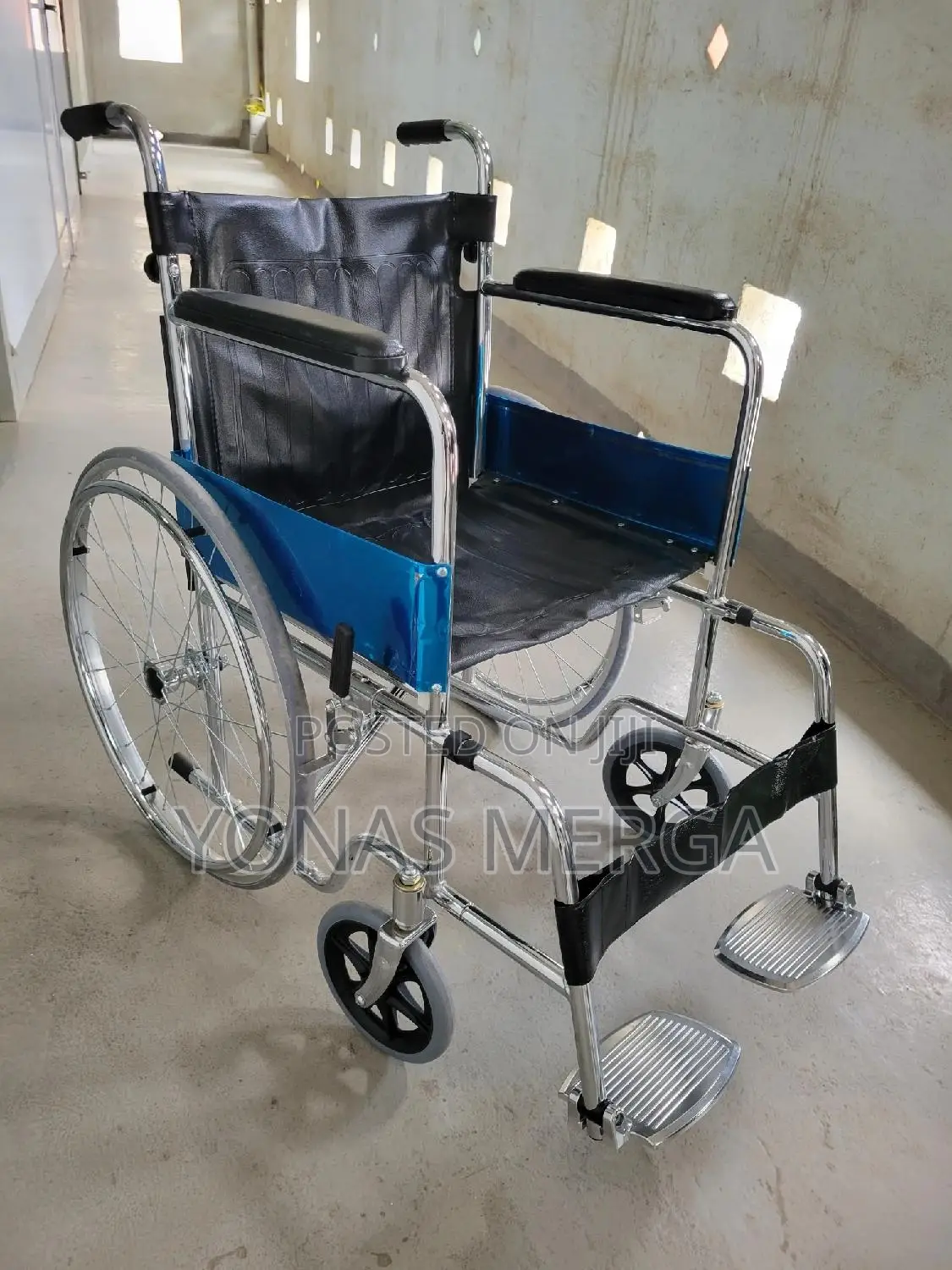 Wheelchair||Hard Cushioned Foldable Wheelchair – Uh 809y