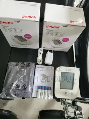 Photo - Digital Blood Pressuer Monitor黨派brand New Digital Bp Monitor