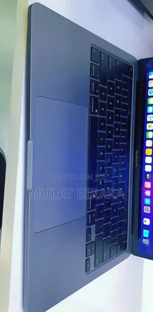 New Laptop Apple MacBook Pro 2020 16GB Intel Core I5 SSD 1T