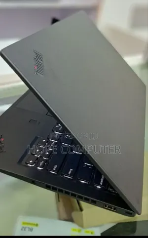 New Laptop Lenovo ThinkPad X1 Carbon 16GB Intel Core I7 SSD 512GB