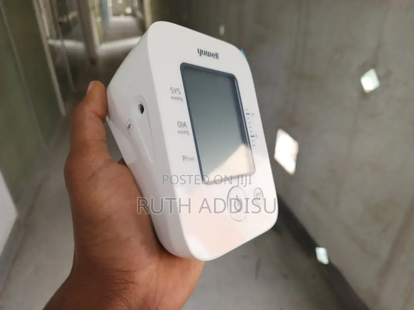 Packed Medical Blood Pressuer Monitor半個digital Bp Monitor