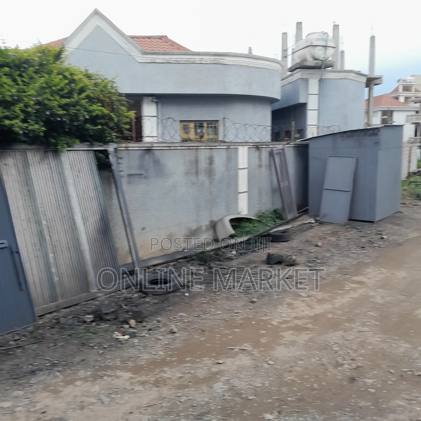 Furnished 5bdrm Villa in Kolfe Keranio for sale