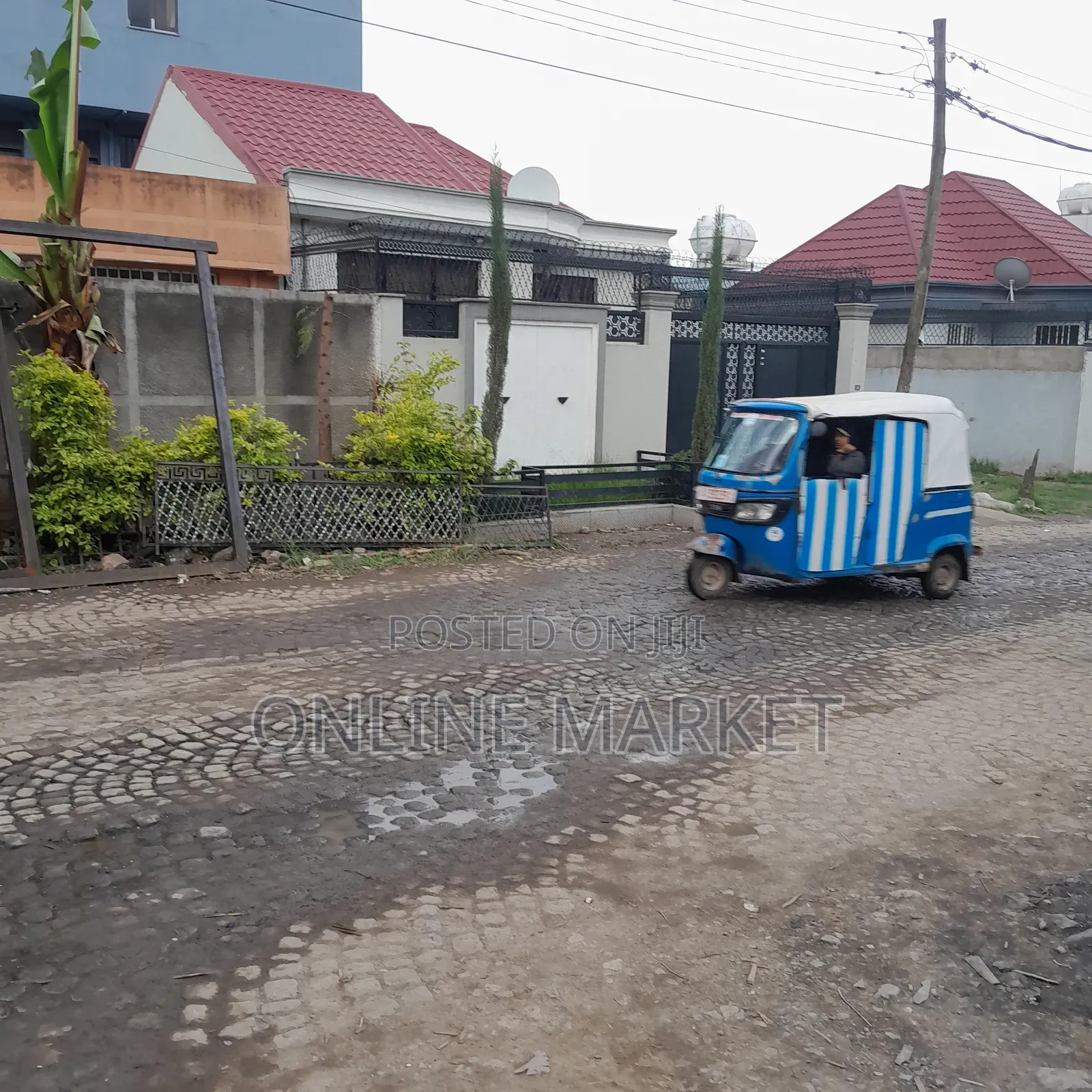 Furnished 3bdrm Villa in Kolfe Keranio for sale