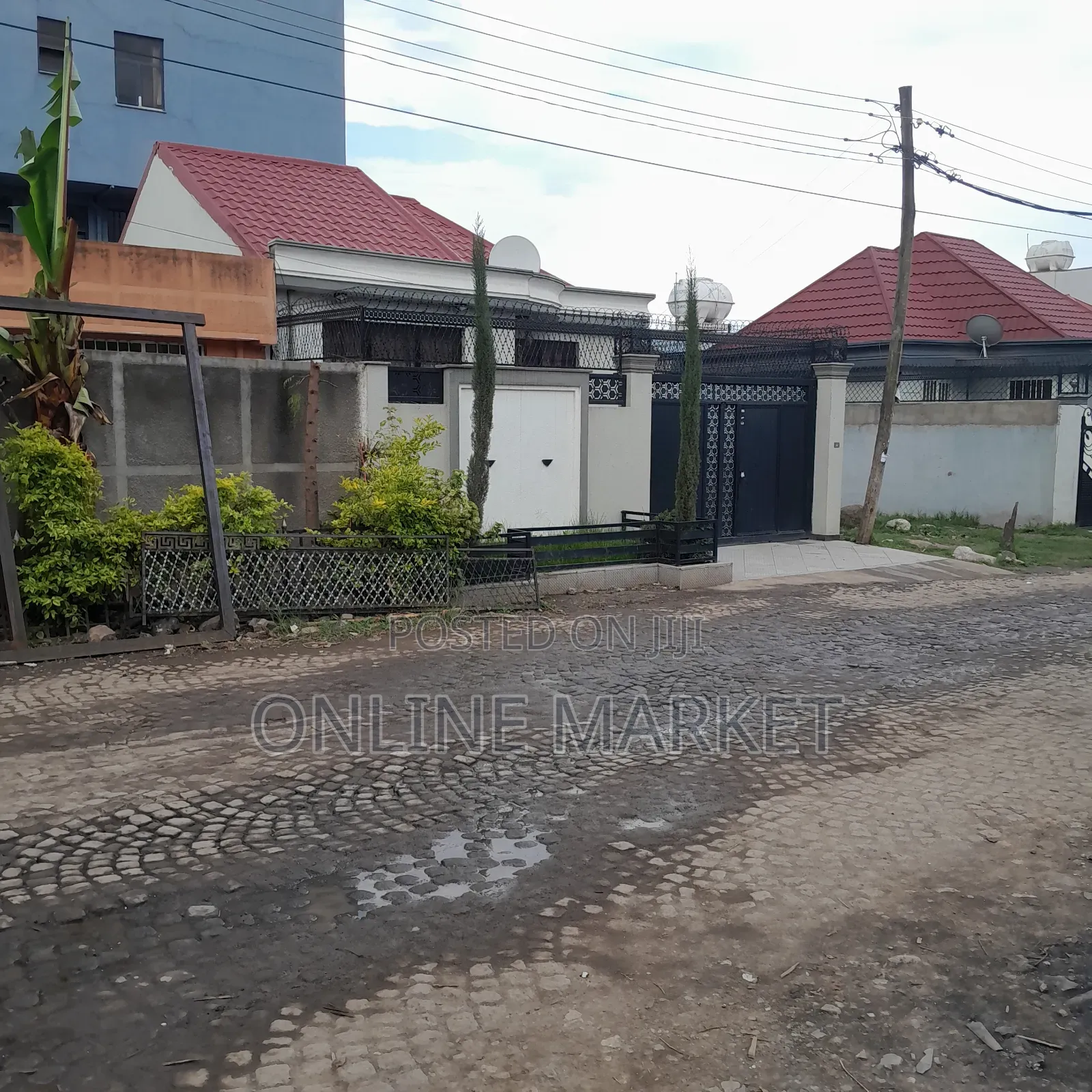 Furnished 3bdrm Villa in Kolfe Keranio for sale