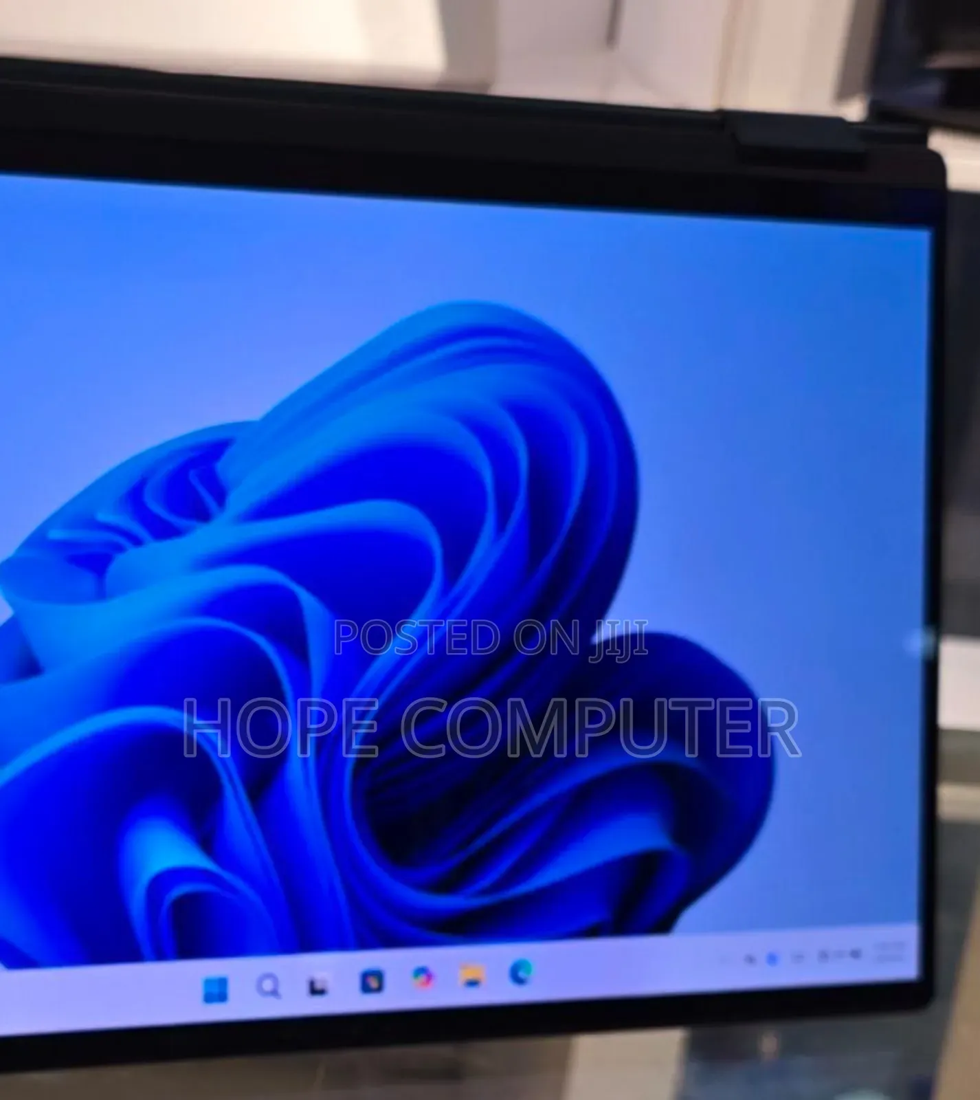 New Laptop Dell Inspiron 15 16GB Intel Core I7 SSD 1T