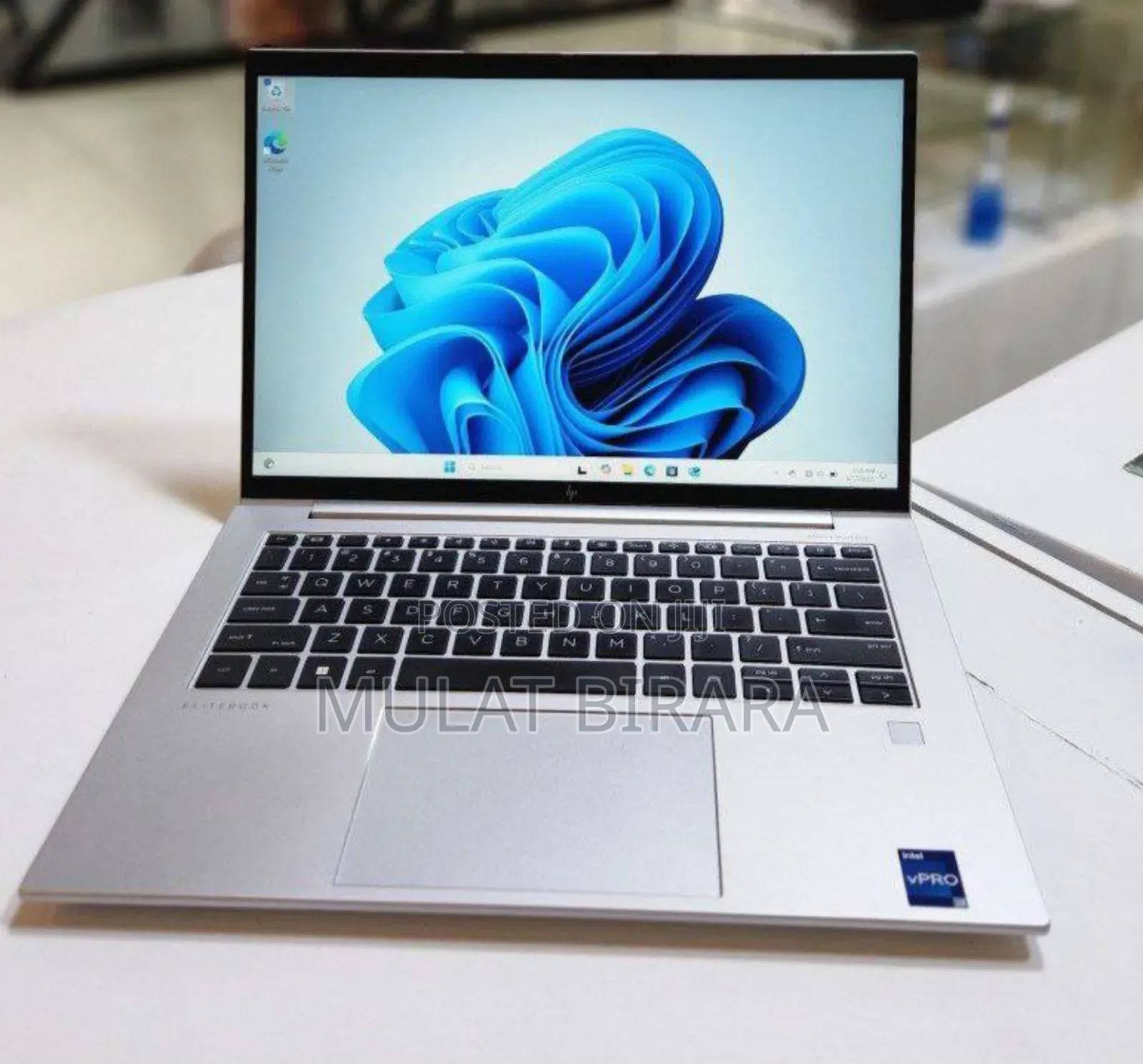 New Laptop HP EliteBook 845 G10 16GB Intel Core I7 SSD 512GB