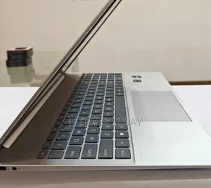 New Laptop HP Pavilion 17 16GB Intel Core I7 SSD 1T