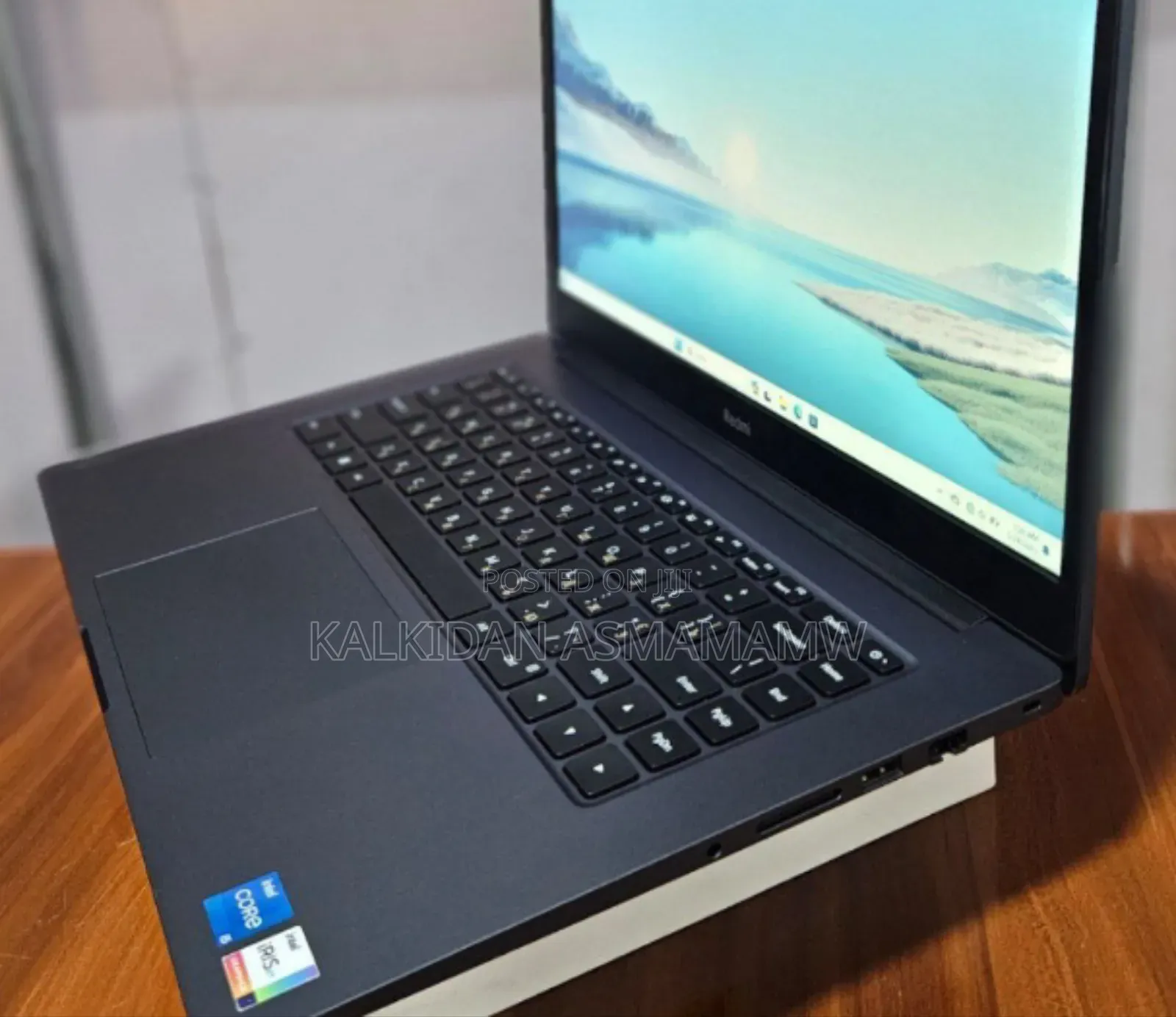 New Laptop Apple MacBook 16GB Intel Core I5 SSD 512GB