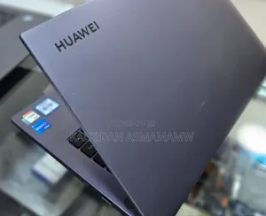 Photo - New Laptop Huawei MateBook 13 WRT-W29E 8GB Intel Core I5 SSD 512GB