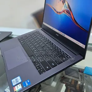 New Laptop Huawei MateBook 13 WRT-W29E 8GB Intel Core I5 SSD 512GB