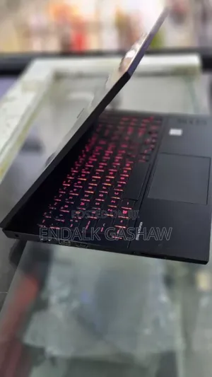 New Laptop HP Omen 15 8GB Intel Core I7 SSD 1T