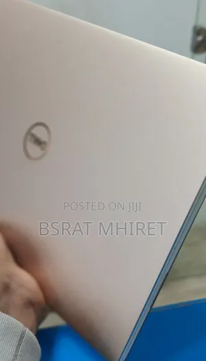 New Laptop Dell XPS 13 8GB Intel Core I7 SSD 512GB