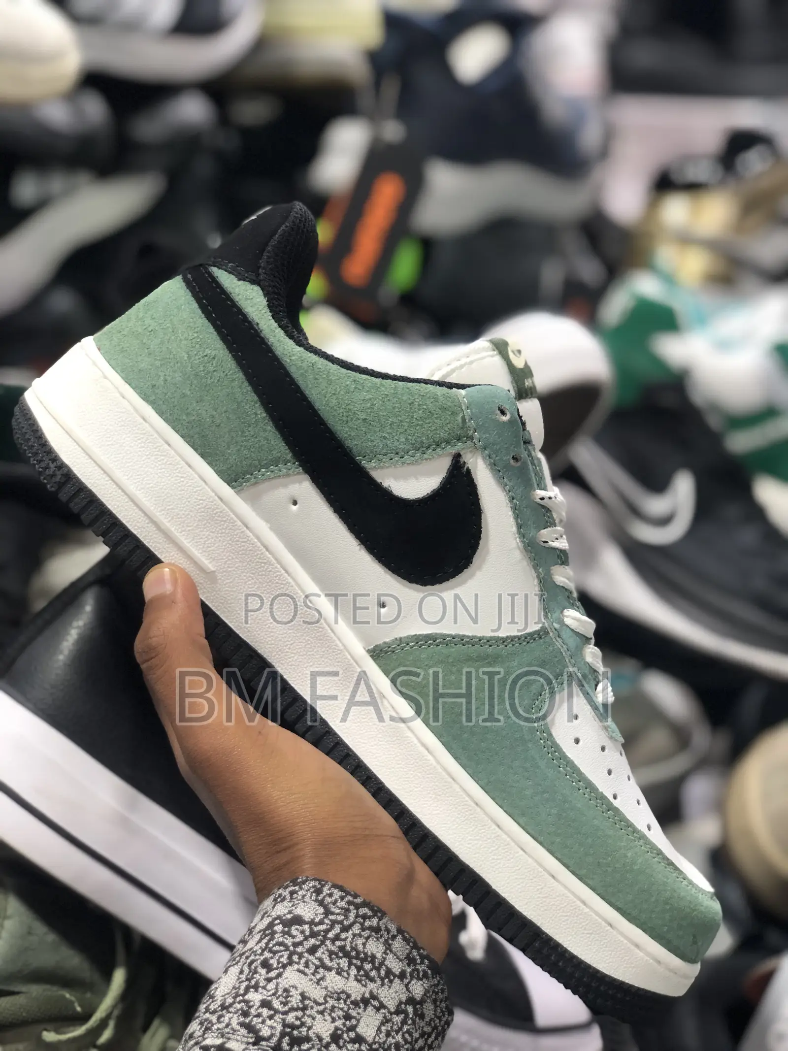 Nike Air Force 1 Light Green