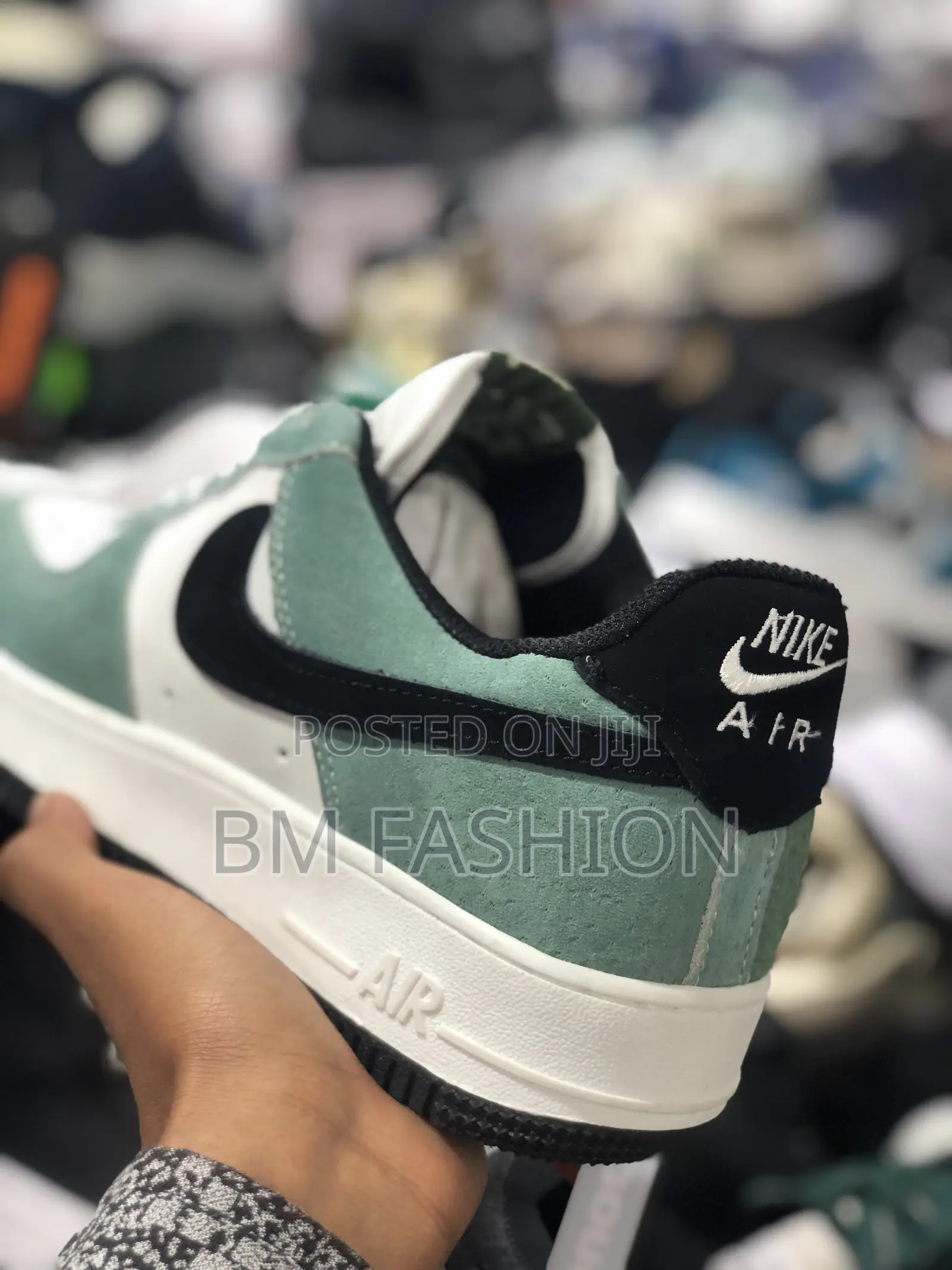 Nike Air Force 1 Light Green