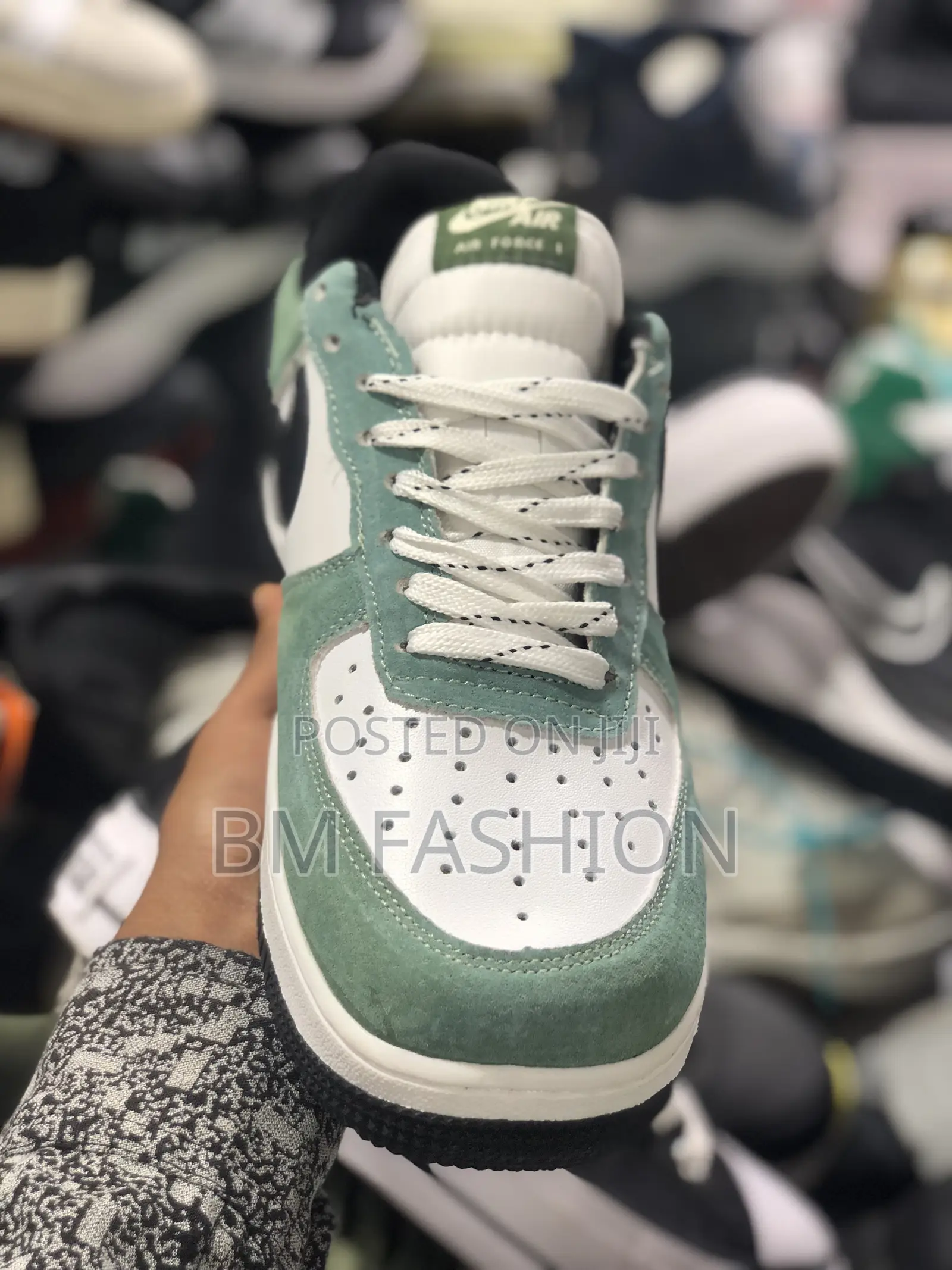 Nike Air Force 1 Light Green