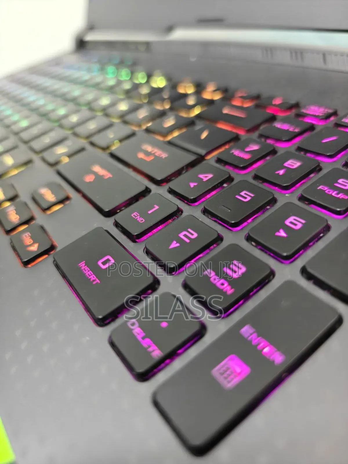 New Laptop Asus ROG Strix G17 32GB AMD Ryzen 9 SSD 1T