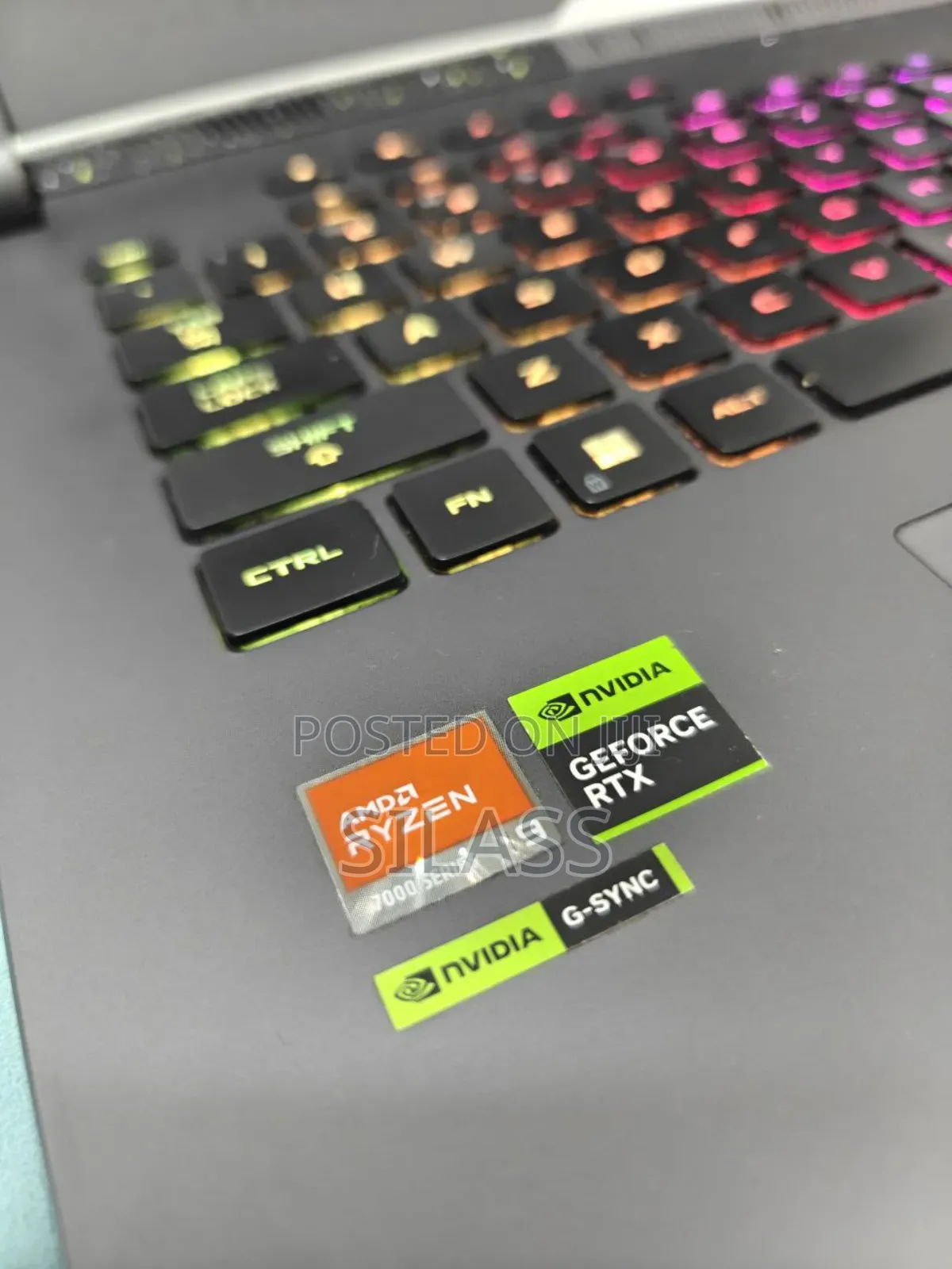 New Laptop Asus ROG Strix G17 32GB AMD Ryzen 9 SSD 1T